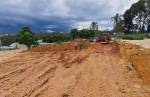 Obras da rotatória e praça no bairro Morro da Mina prometem melhorar a mobilidade urbana em CL